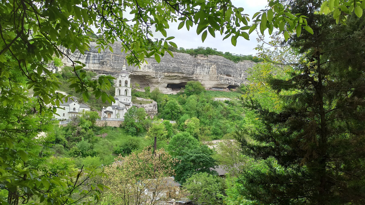 Свято-Успенский монастырь