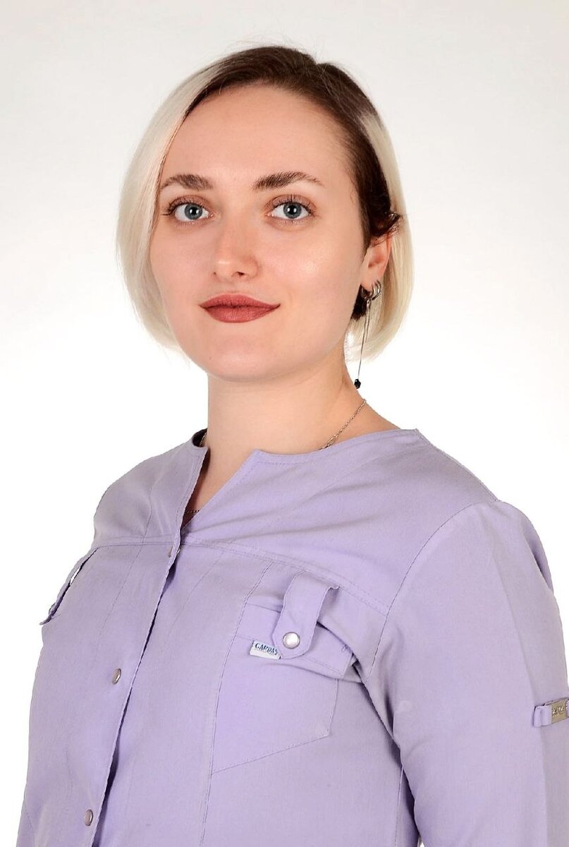 Клинический стаж работы более 3 лет.