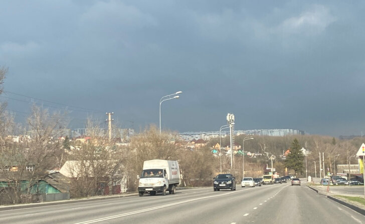    На Госуслугах можно получить разрешение на проезд большегрузов по дорогам Курской области