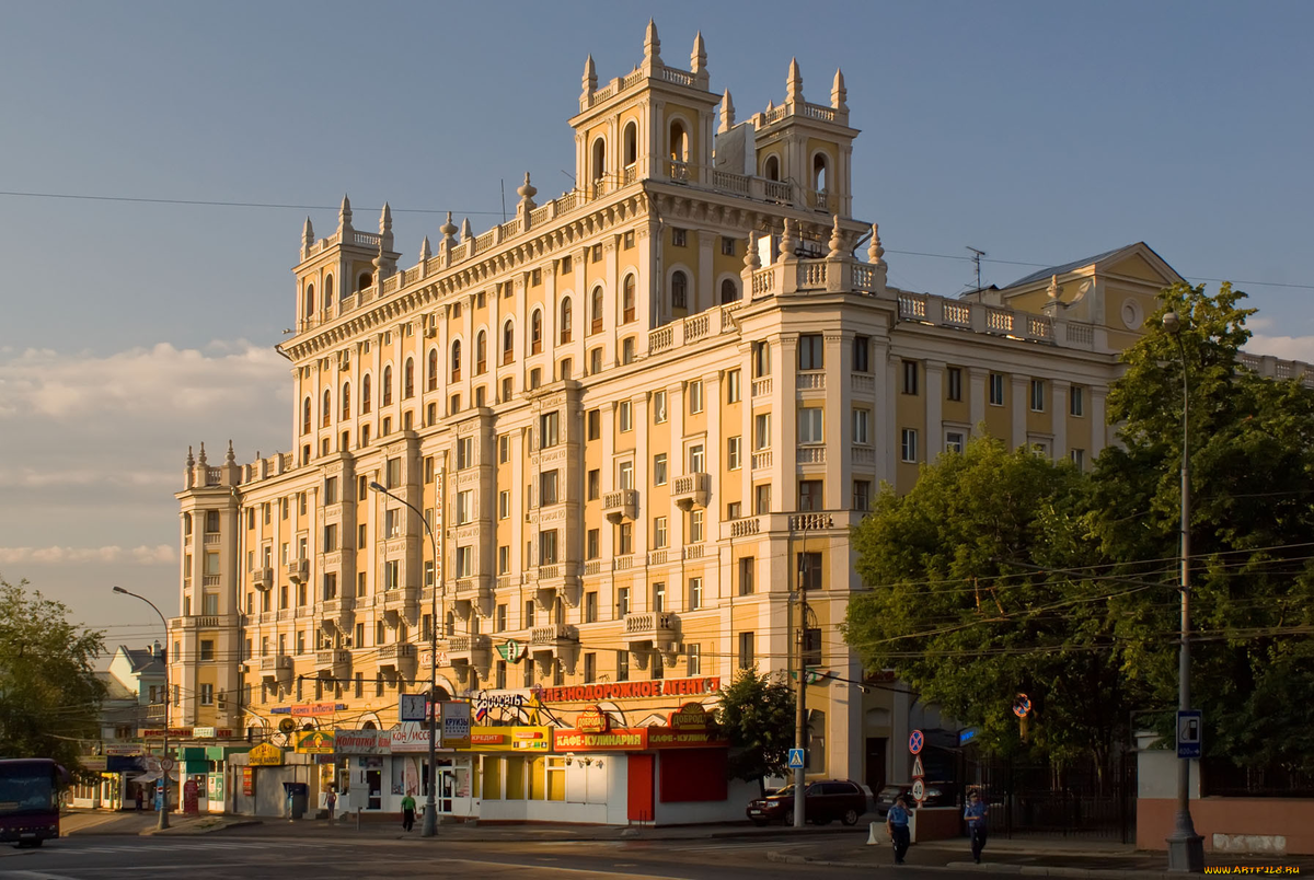 Сталинский Ампир в архитектуре Москвы. Стиль сталинский Ампир в архитектуре. Сталинский Ампир в Новосибирске. Сталинский Ампир Московский проспект.