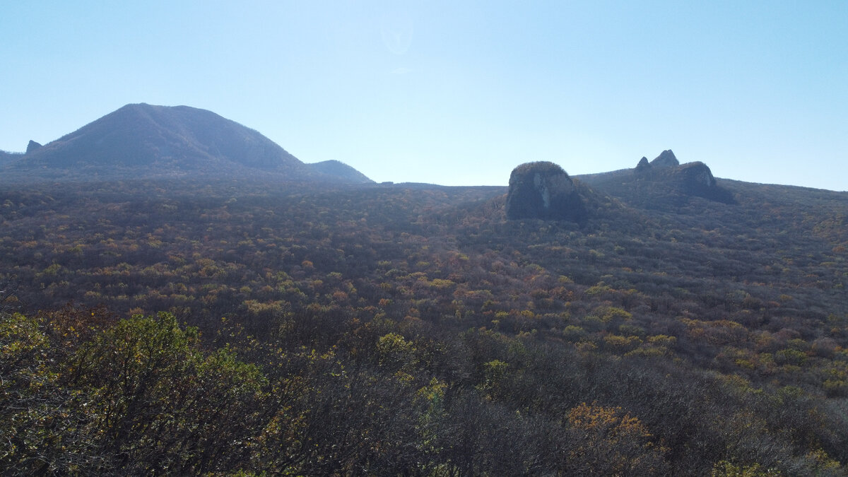 Панорама гор: Бештау, Кабанка, Острая (октябрь 2021 года)