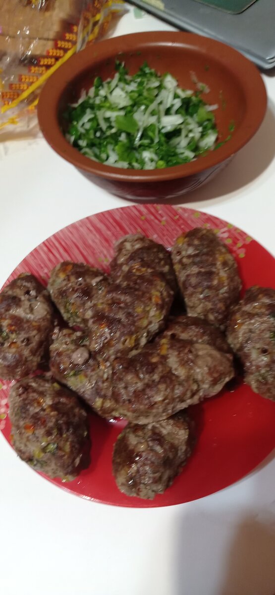 Любимое блюдо в домашних условиях: рецепты люля кебаб в духовке из различного мяса на шпажках и без