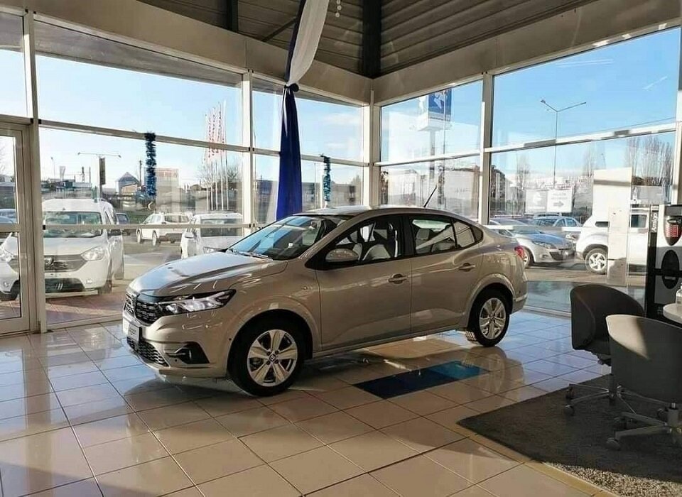 Dacia Logan румынский "прообраз" перспективной российской Lada B 