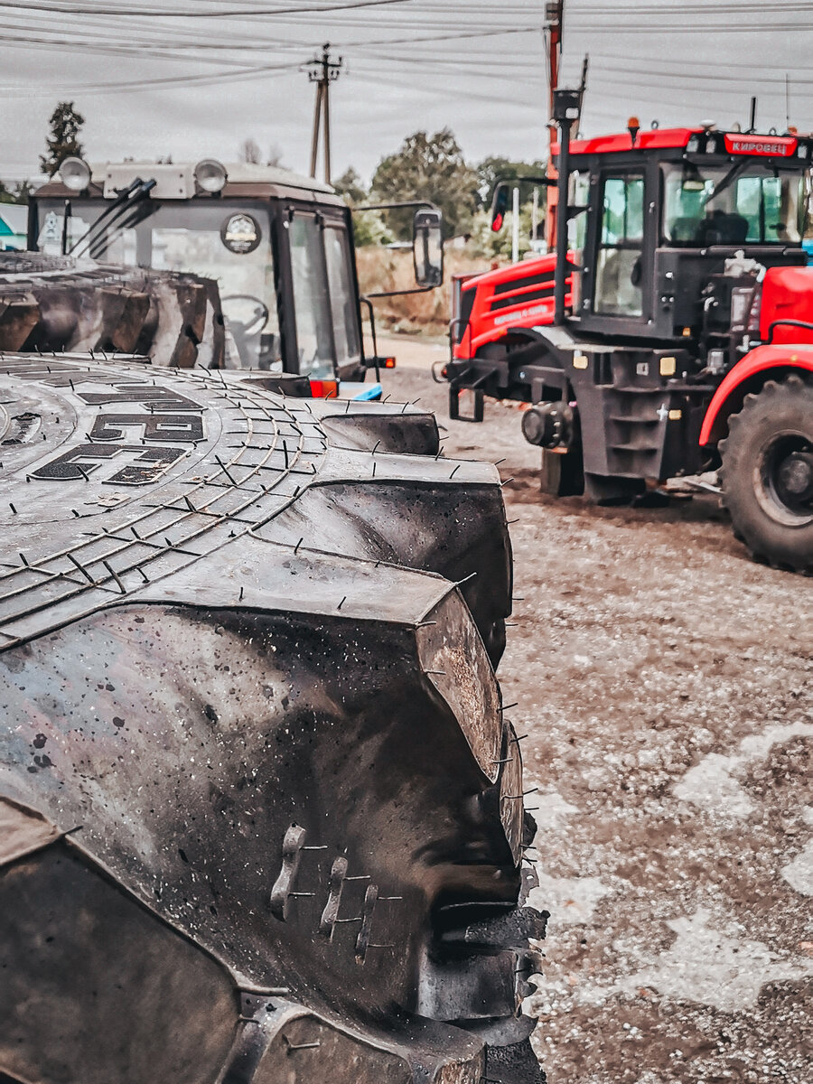 Уже новые шины готовы к установке. 