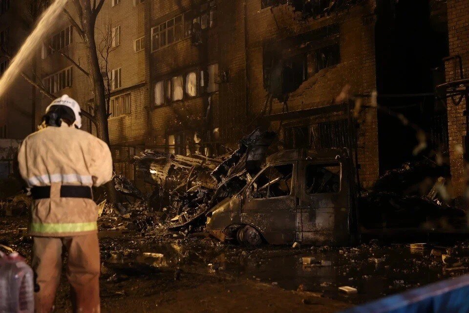     Место падения Су-34 в Ейске Виталий ТИМКИВ