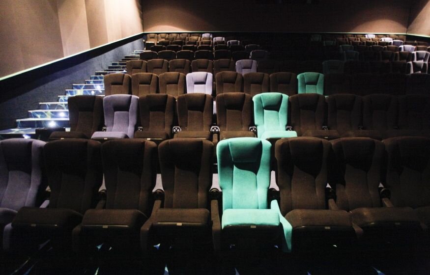    «Чебурашка против Аватара»: Кинотеатры могут получить право показывать иностранные фильмы