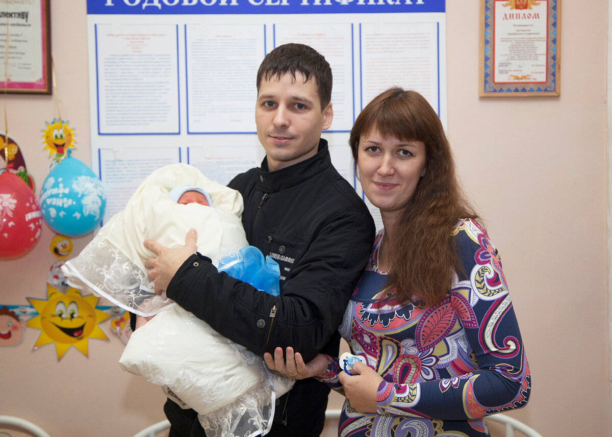 В роддоме родились первых пятеро детей и последняя, 10-я,Вероника