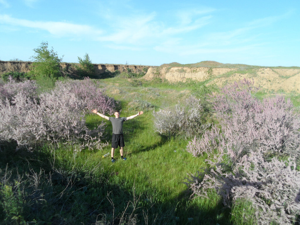 Вышел на природу. Здесь вашему автору 17 лет. Фото автора!