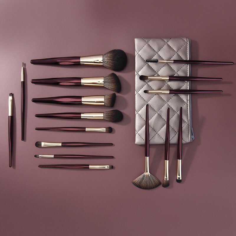 Кисти для макияжа