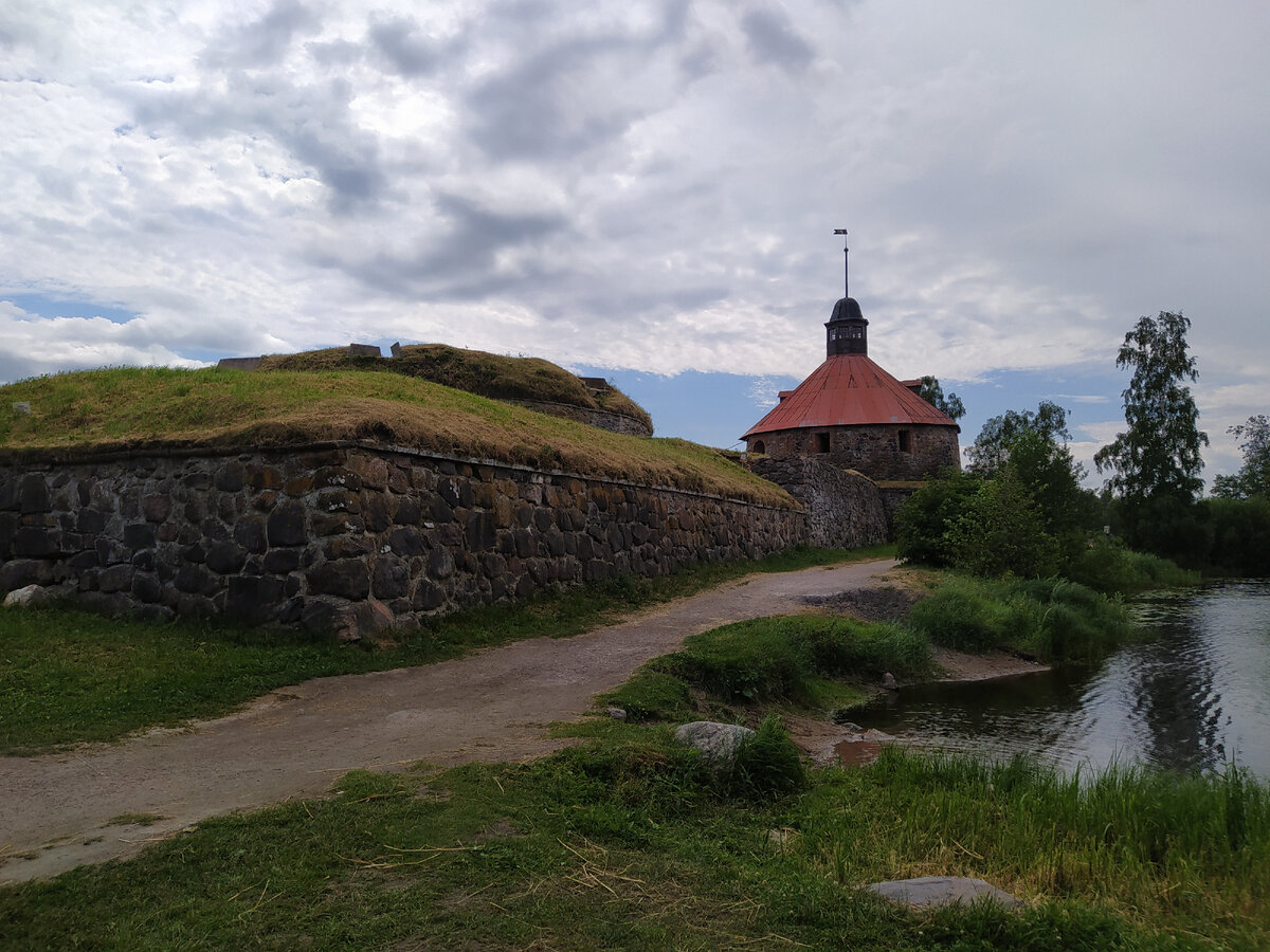 Крепость Корела  в Приозерске (Кексгольм). Здесь и далее фото "Мир в его многообразии"