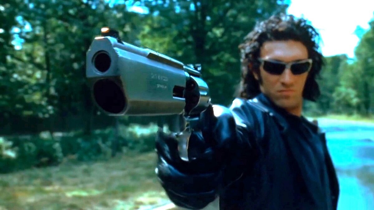 Как видим, просмотр в детстве "Грязного Гарри" отразился на неокрепшей психике этого ребёнка самым пагубным образом. 