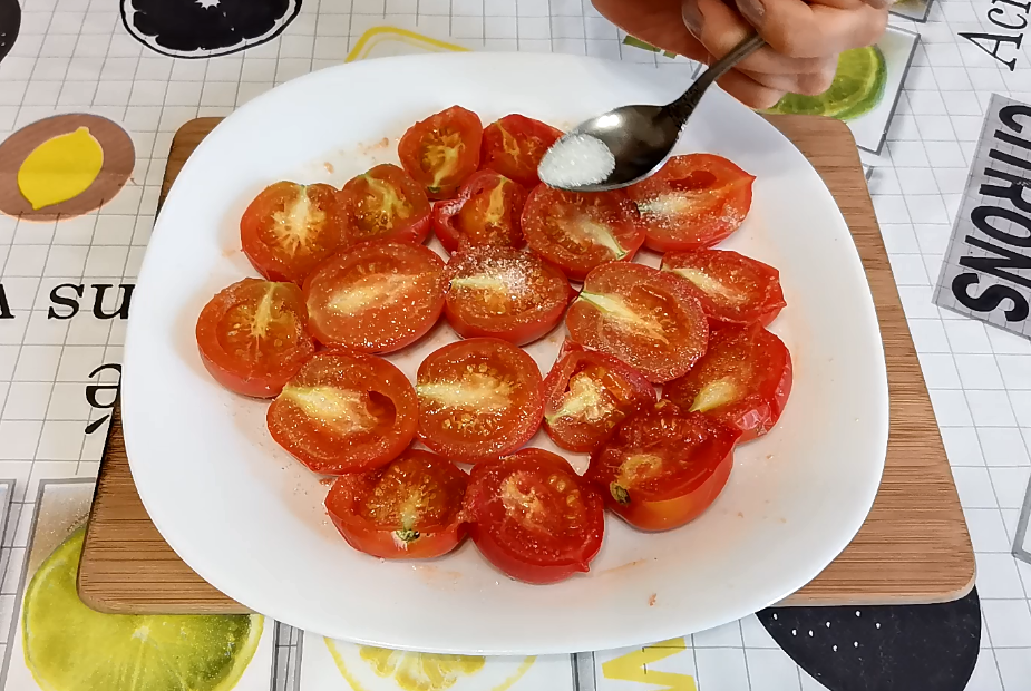 Как вялить помидоры в домашних условиях: простой и вкусный рецепт