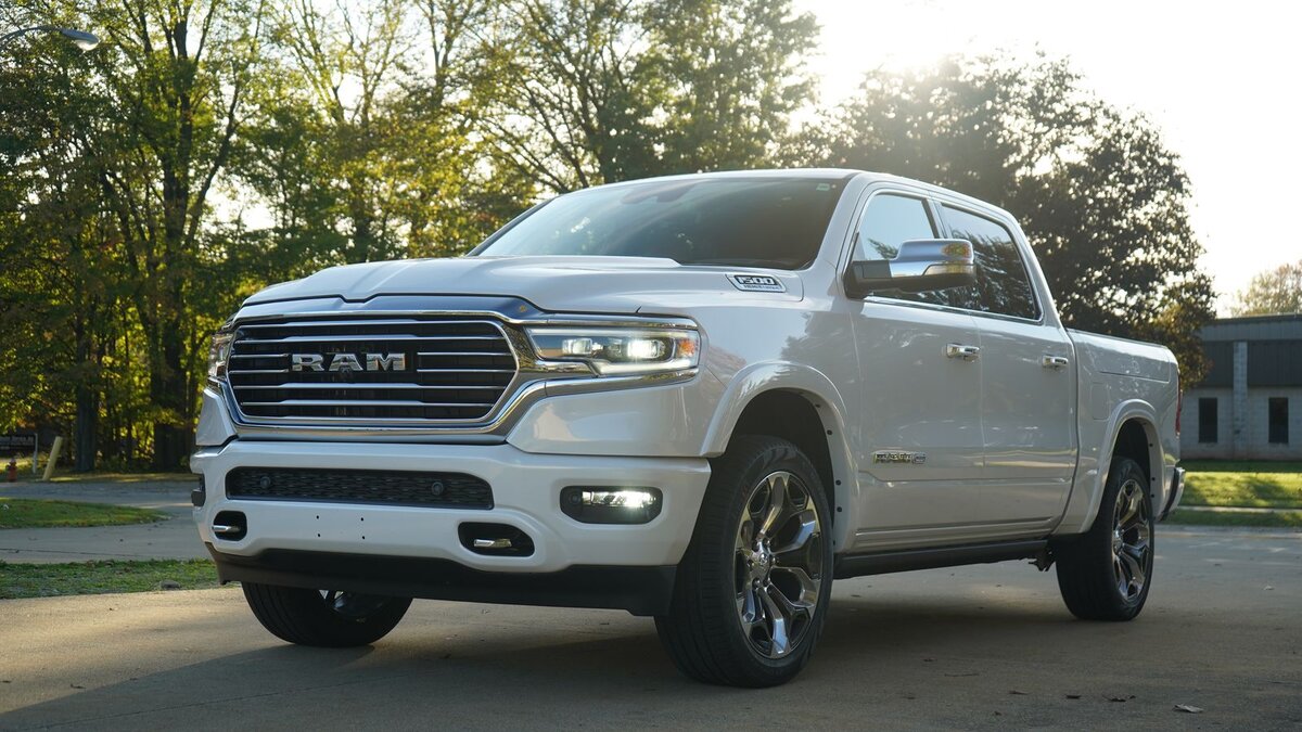 Новый RAM 1500 2022 года