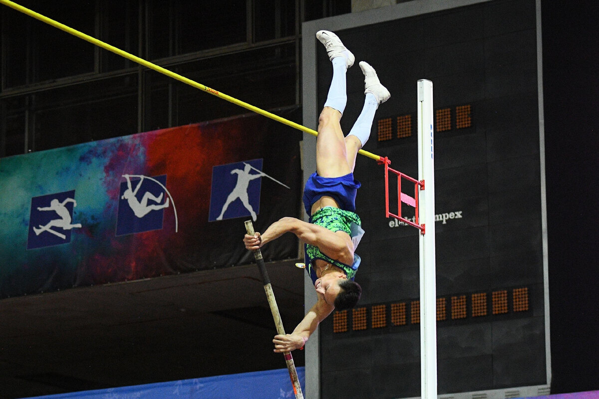 На фото Тимур Моргунов – серебряный призёр чемпионата Европы 2018 года, победитель «Бриллиантовой лиги» 2018 года.