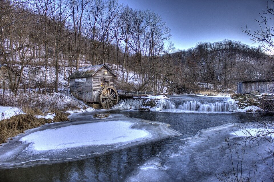 Возможно, примерно так выглядела эта мельница. Фото взято с сайта https://pixabay.com/ru