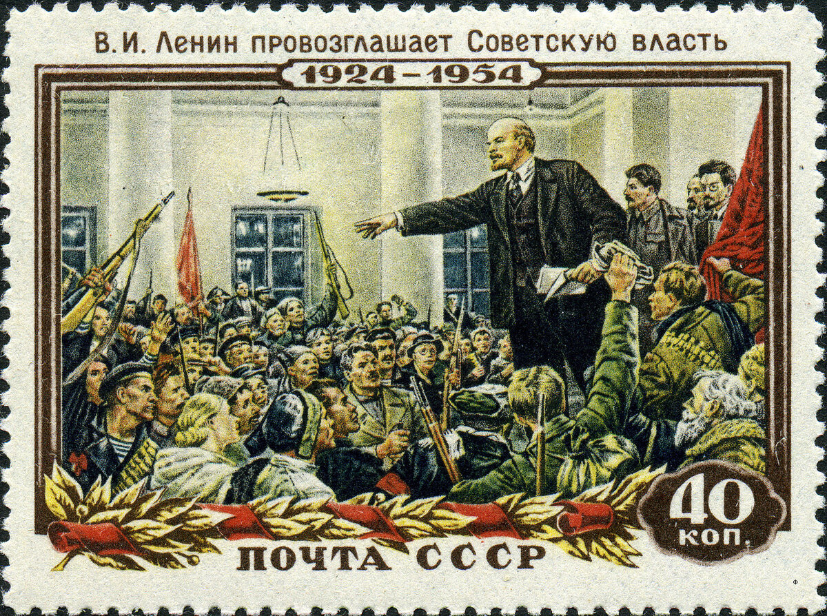 к причинам обусловившим быструю перестройку советской экономики на военный