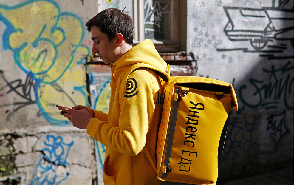  Как зарабатывать с Яндекс Едой не пешком?