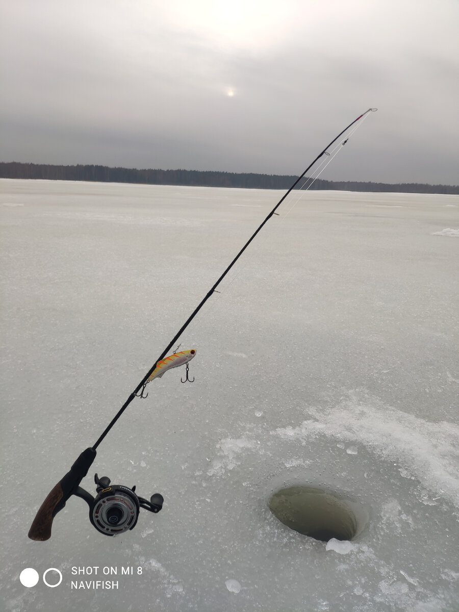 Лёд ещё крепкий.