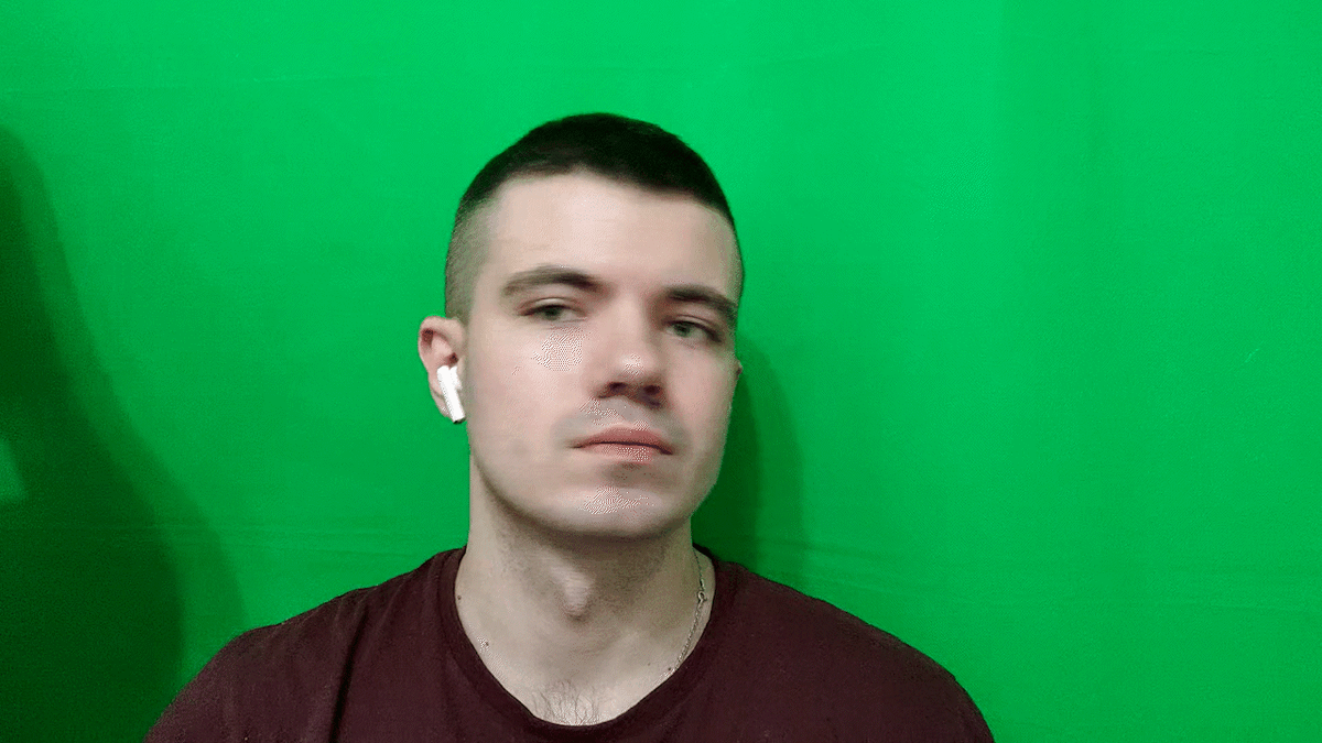 Тест на выпадение наушников.