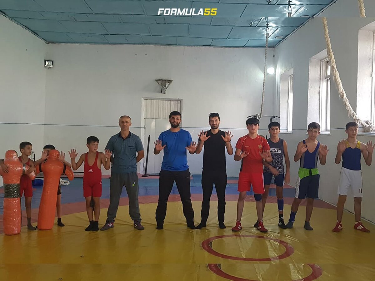 Отреставрированный зал школы им. Мехралишоева