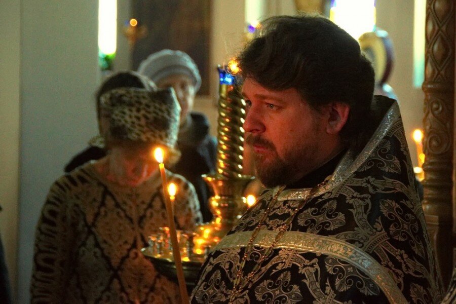 Игумен Филарет (Пряшников) (1978), насельник Свято-Троицкой Александро-Невской лавры, аспирант кафедры общей и русской церковной истории и канонического права Православного Свято-Тихоновского гуманитарного университета, теолог, писатель.