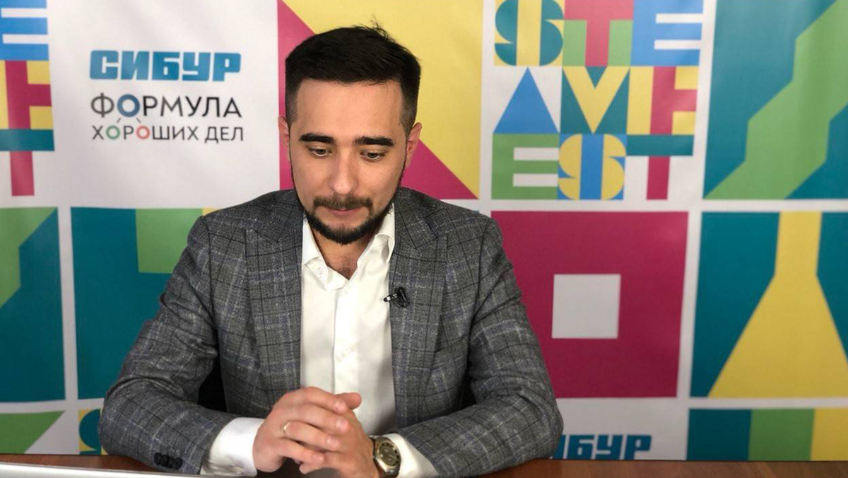 Инженерам будущего — учителей будущего: СИБУР активно вкладывается в повышение квалификации учителей, внедрение новых методик преподавания и развитие компетенций педагогов — например, в рамках проекта «Интенсивы для учителей»