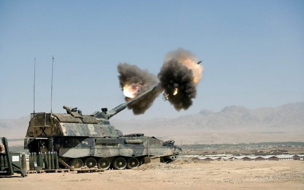 Испытания самоходной артиллерии. Источник изображения: militaryarms.ru/