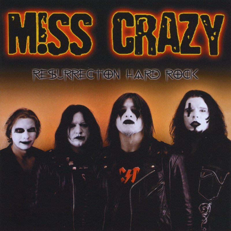 Макияж группы Miss Crazy взял многое и от Kiss, и от Black Metal культуры. Вокалист Freakshow - Markus Allen Christopher - третий слева.