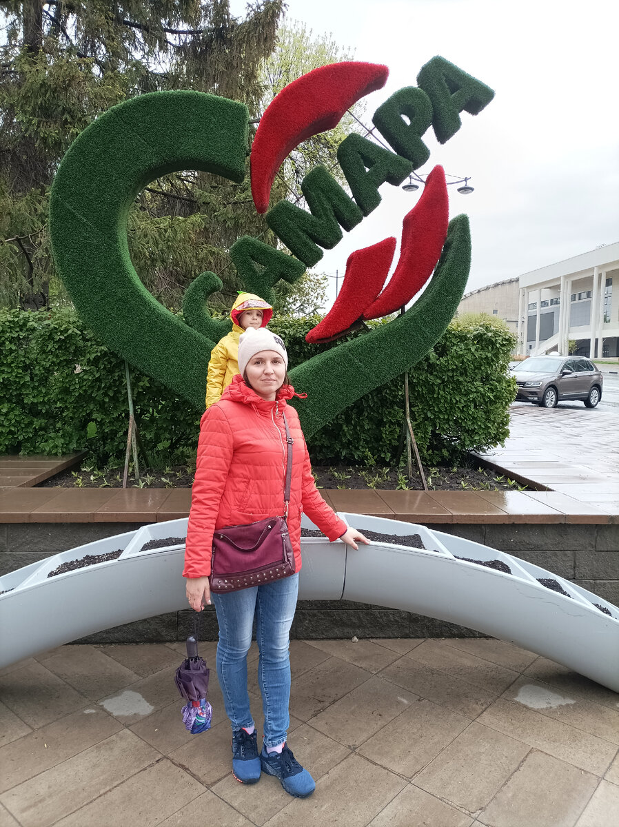 Аня с Аришкой.