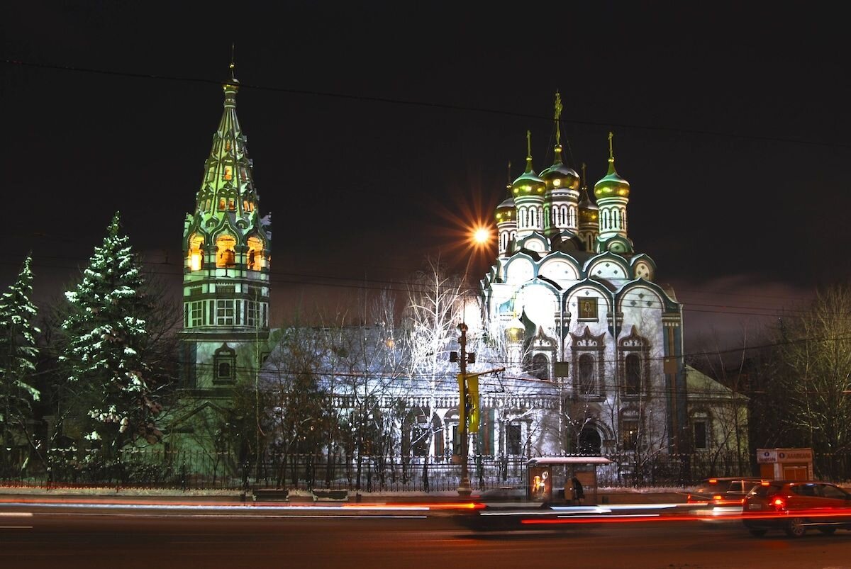 Никольские церкви в москве. Храм святителя Николая в Хамовниках. Храм Николы Чудотворца в Хамовниках. Храм икола я удотво РЦА В Хамо вниках. Собор святителя Николая Москва.