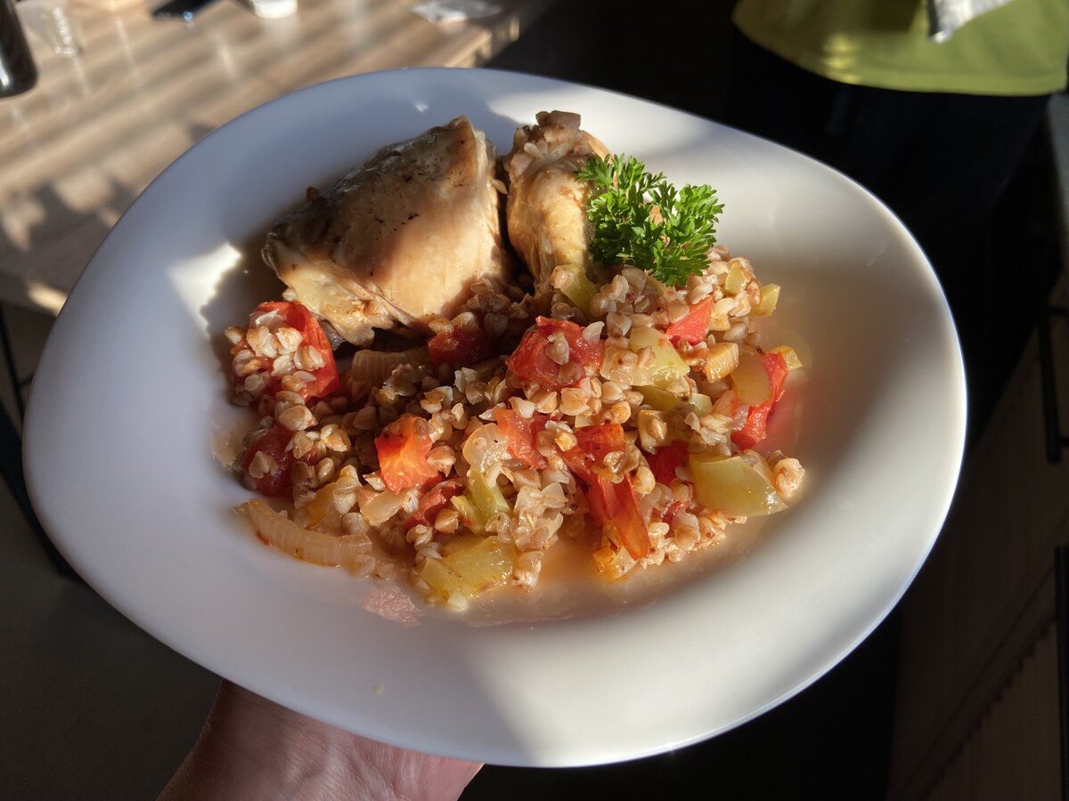 В лучах заходящего солнца:)