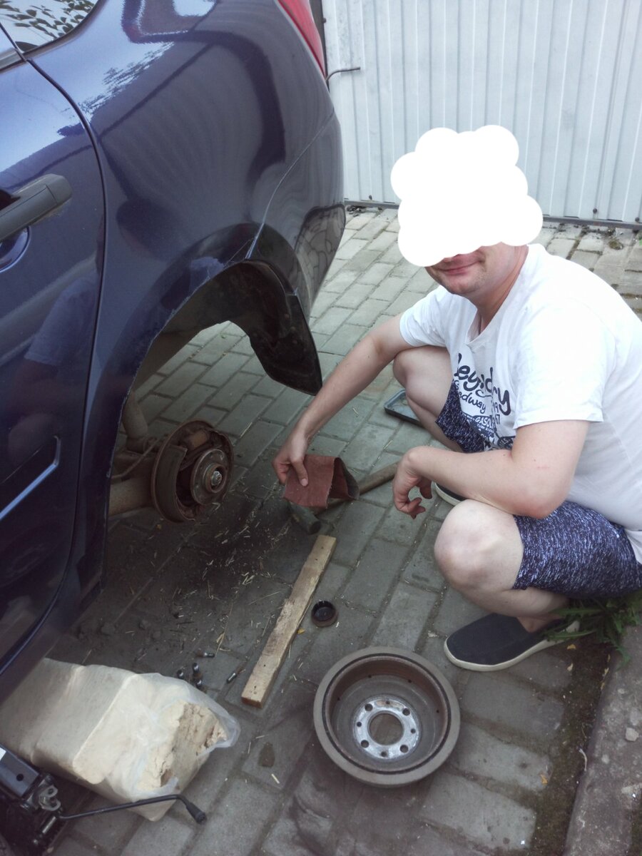 🔧🚗 Что делать, если заклинили тормоза в дороге? Признаки, последствия и причины