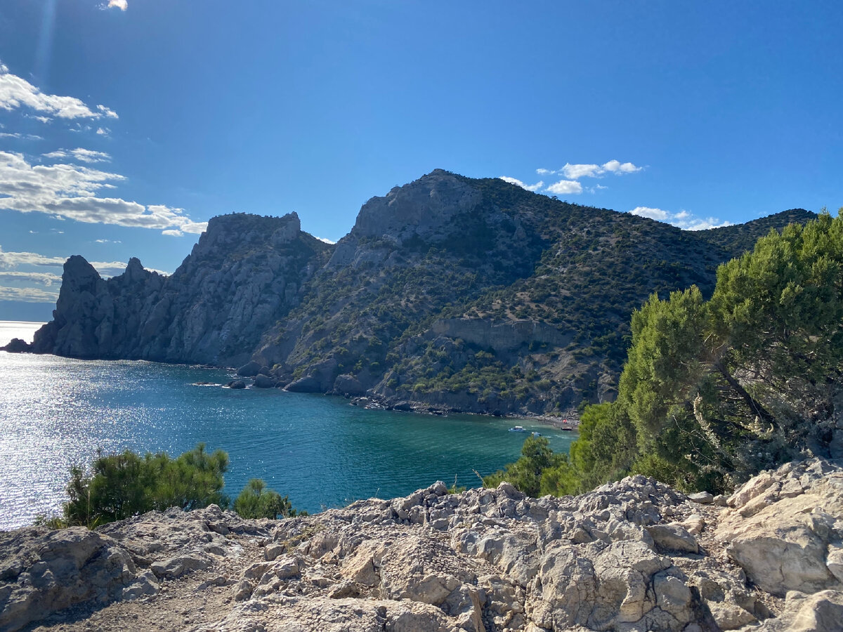 Посёлок Новый свет на Крымском побережье