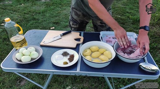 Тушеные свиные ребрышки в казане на огне с жареной картошкой / SteinFood