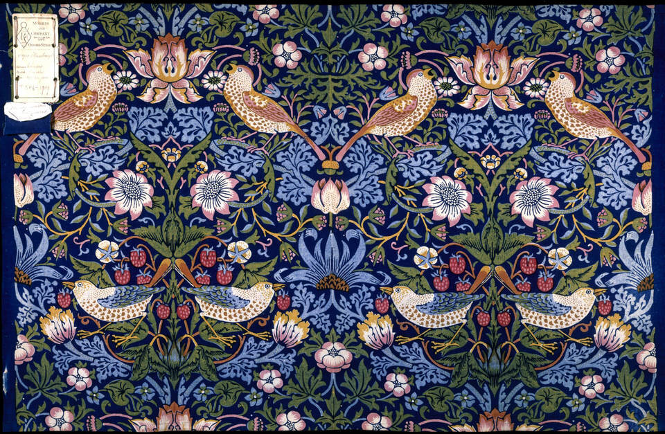 Уильям Моррис, ткань для мебели "Воровка земляники" , изготовленная компанией Morris & Co, 1883, Музей Виктории и Альберта, Лондон, официальный сайт - www.vam.ac.uk Лондон, официальный сайт - www.vam.ac.uk 