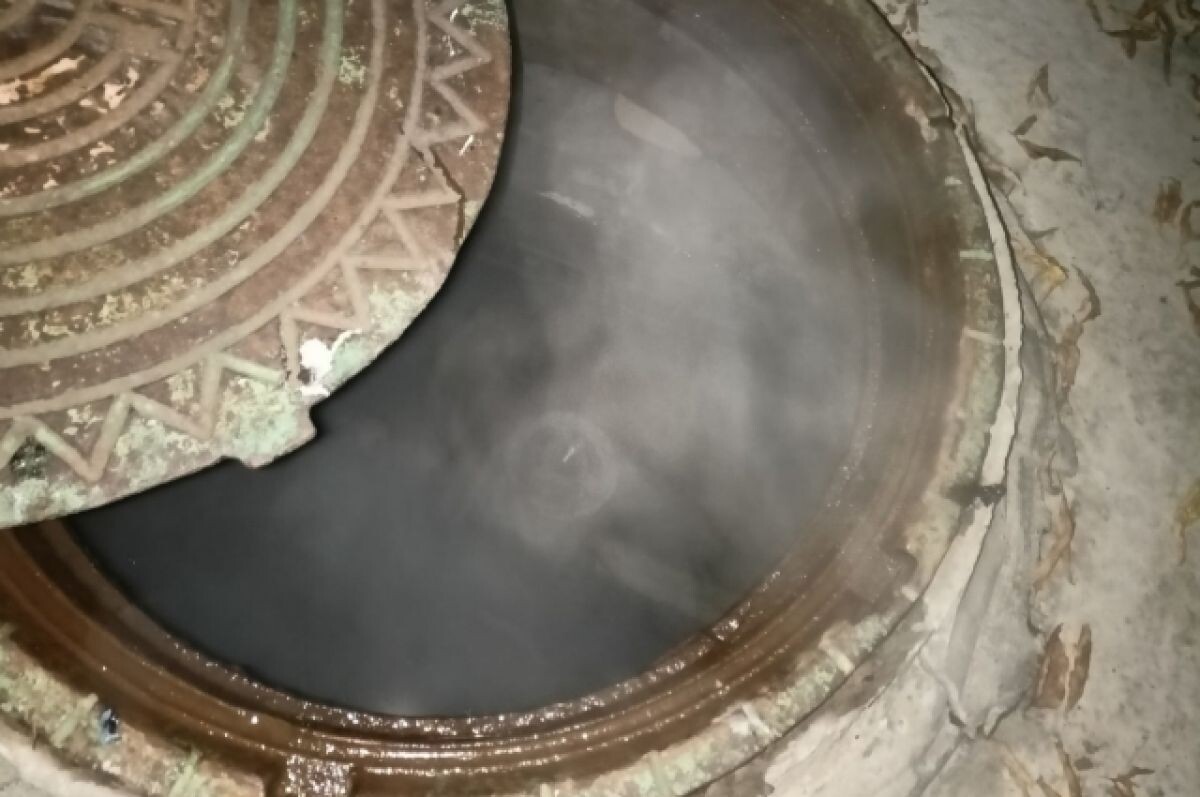    В Твери жители рассказали, как несколько домов затапливает кипятком