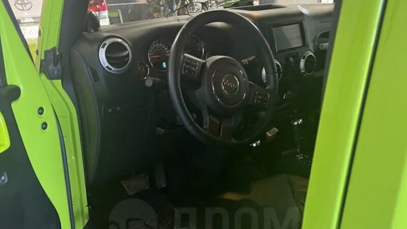     Jeep Wrangler, 2012 года за 3,7 млн рублей Авито