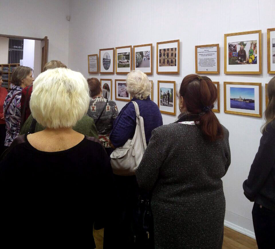 В время открытия фотовыставки (Архив моей семьи)