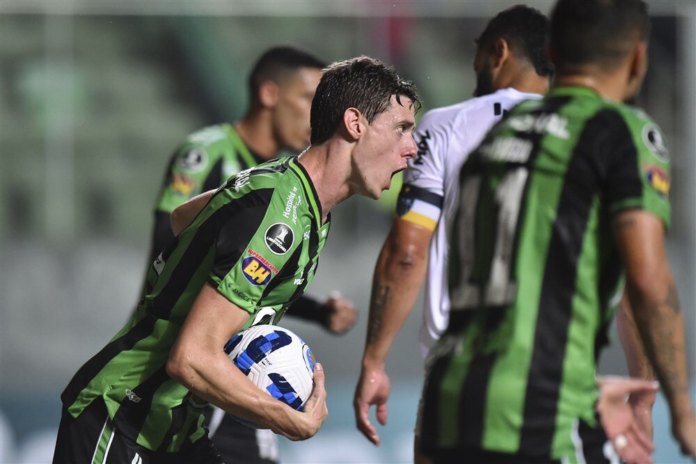    Фото: EPA / VOSTOCK Photo