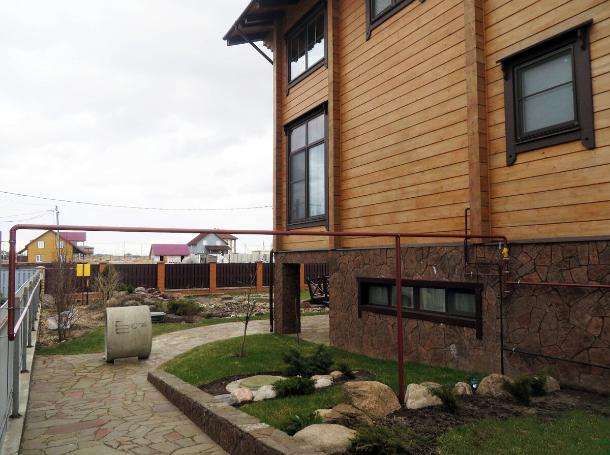 Монтаж газовых труб надземным способом