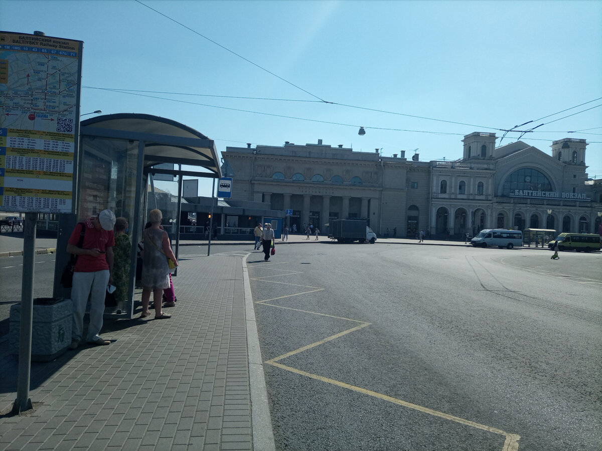 Остановка 67 автобуса у Балтийского вокзала