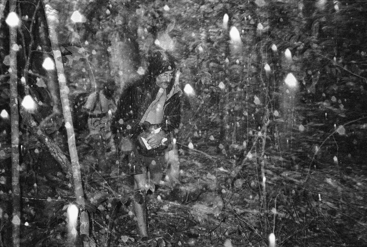 Дж. Майкл Фэй возглавляет экспедицию в отдаленный регион Инсельберг в Габоне