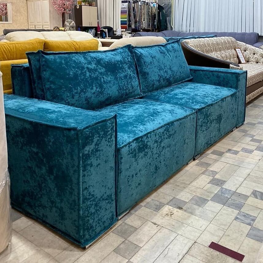 Диван «Альфа» в той самой антивандальной ткани “crush”. Салон  Ewemebel в МЦ «МОСКВА» Каширское шоссе 61к3а.