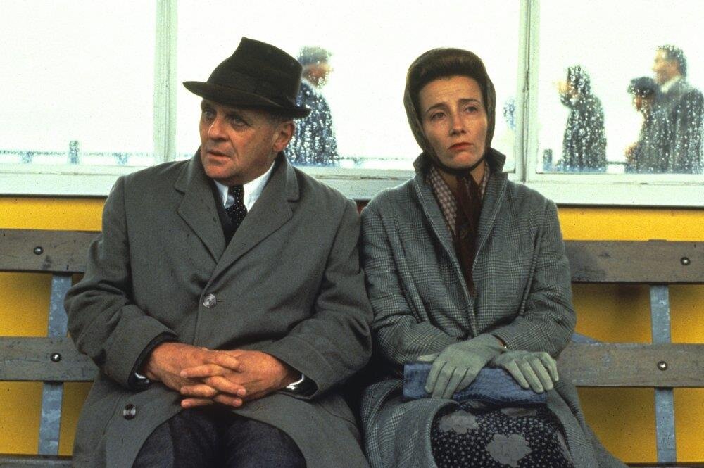 Кадры из фильма "На исходе дня". Листайте вправо. (с) "Columbia Pictures Corporation",	"Merchant Ivory Productions" 