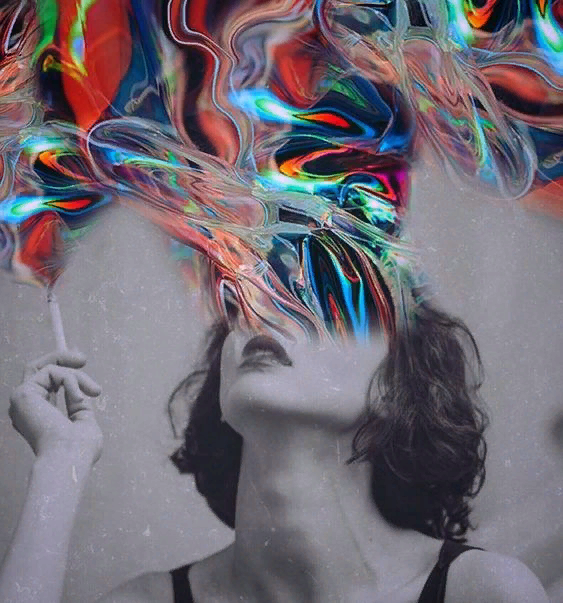 Картинка описывает состоянии души той женщины.Отсутствии своего Я, она просто нарисованный ярлык своего мужчины.