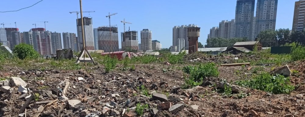 Строительство на территории бывшей промзоны в районе Очаково-Матвеевское. Фото: Facebook / Александр Михайловский