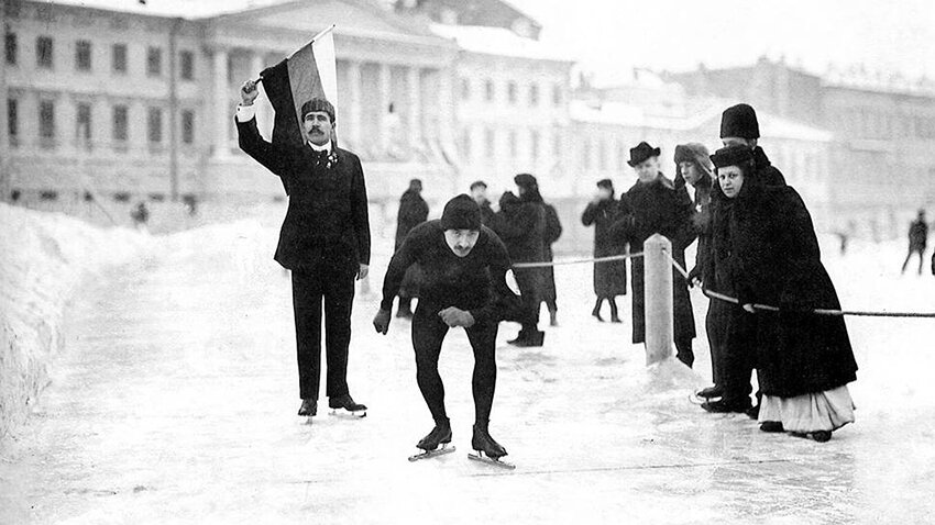 Первые соревнования по фигурному катанию в Петербурге. 1896 год