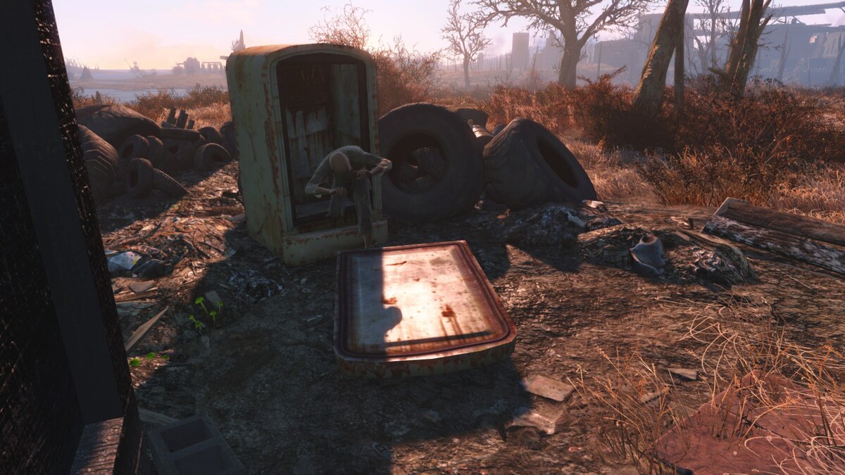 Мальчик в холодильнике