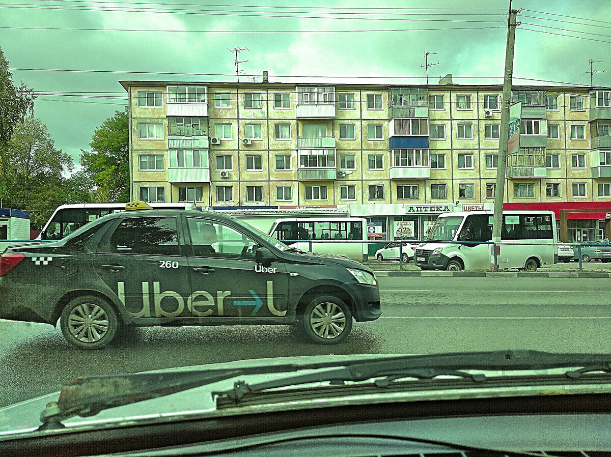 таксисты заработали на запрете