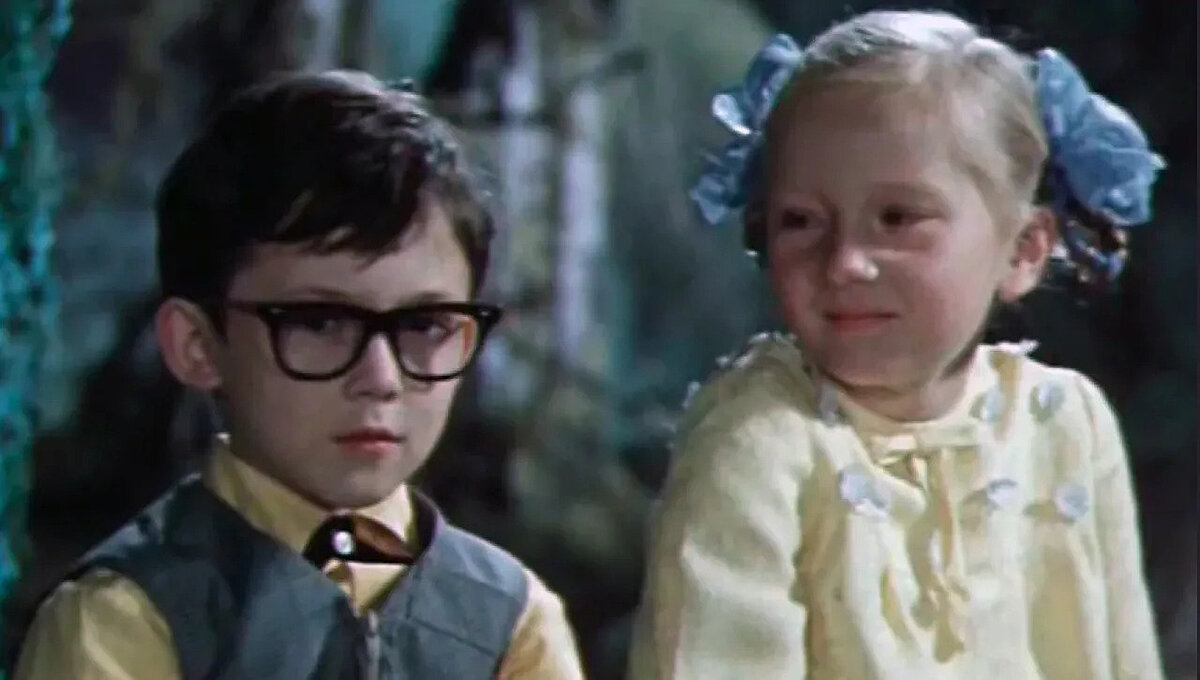 Скрин кадра фильма «Новогодние приключения Маши и Вити», 1975 г.